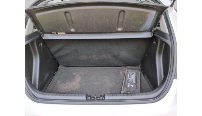 2022 Hyundai NEW I20 SPORTZ 1.2 MT, Petrol, Manual, 51,522 km, Boot Inside