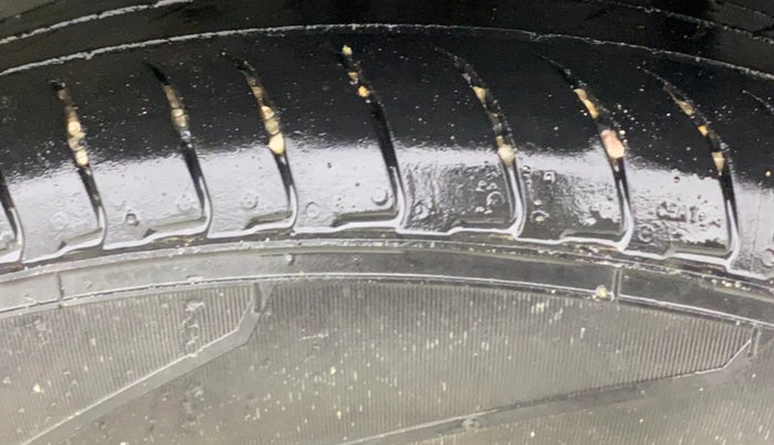 2023 Hyundai EXTER SX(O) CONNECT 1.2 AMT DUAL TONE, Petrol, Automatic, 71,738 km, Left Rear Tyre Tread