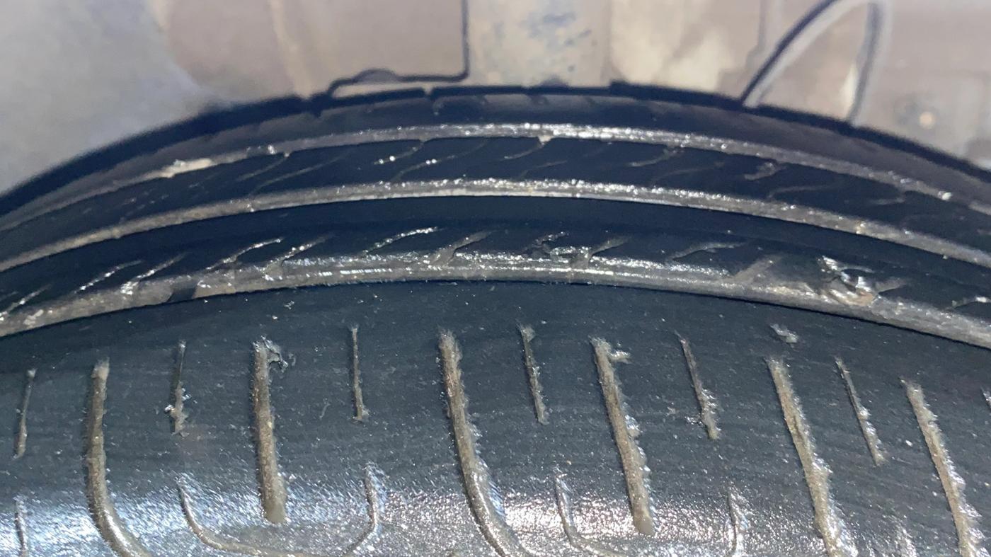 2022 Tata TIGOR XZ PLUS CNG, CNG, Manual, 34,442 km, Right Front Tyre Tread