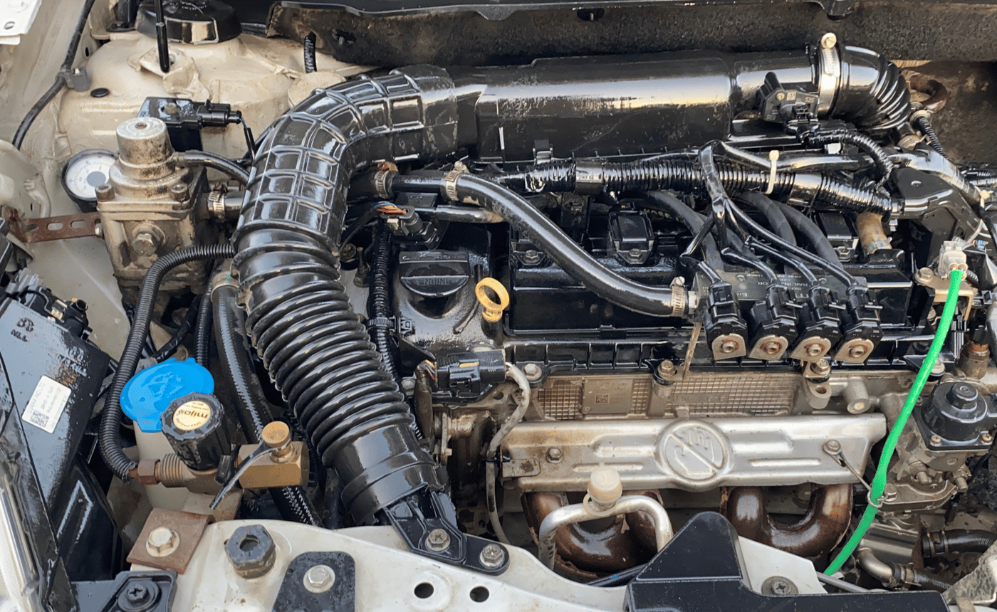 2020 Maruti Dzire VXI, CNG, Manual, 1,27,423 km, Engine View - Right