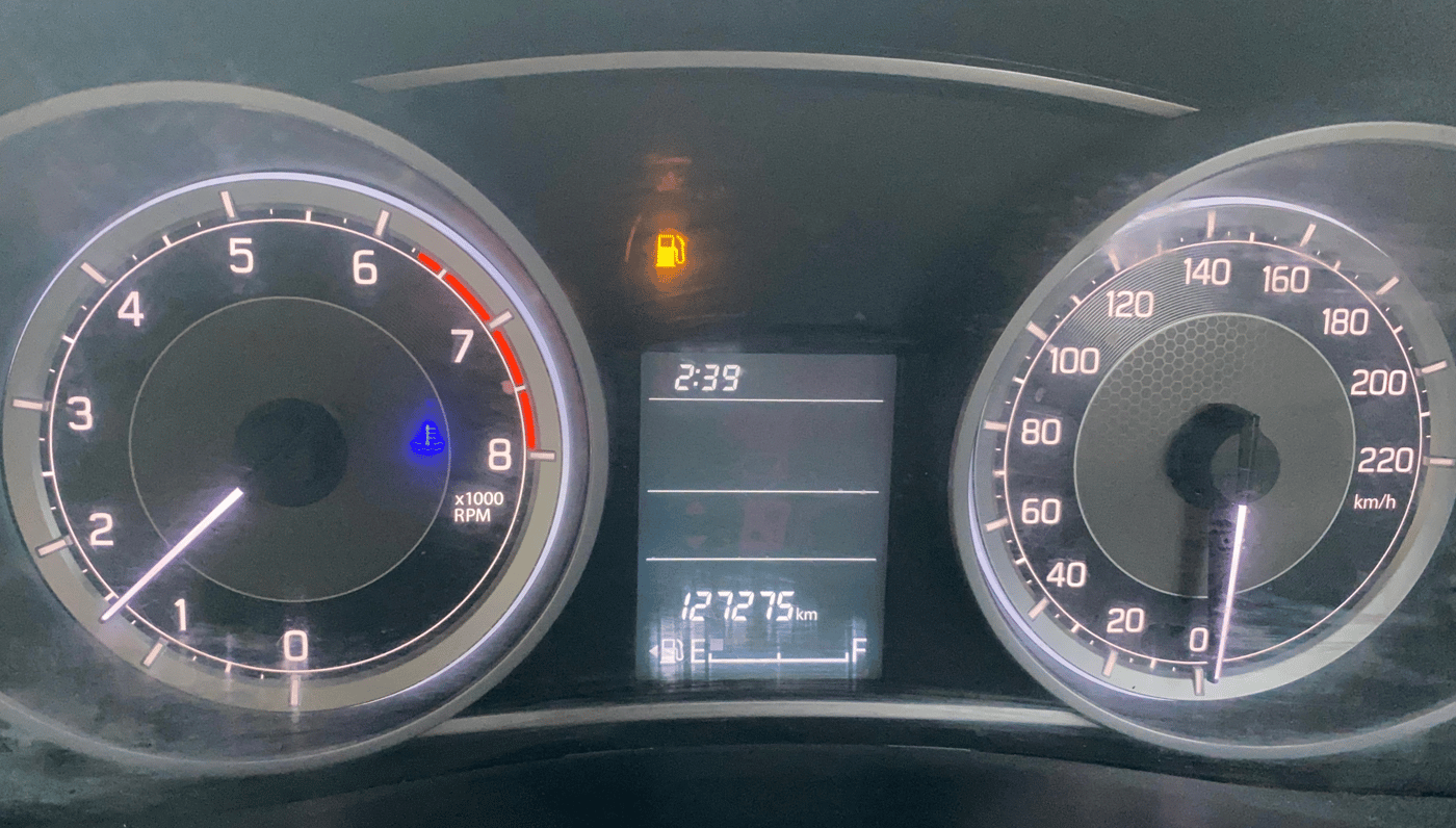 2020 Maruti Dzire VXI, CNG, Manual, 1,27,423 km, Odometer Image