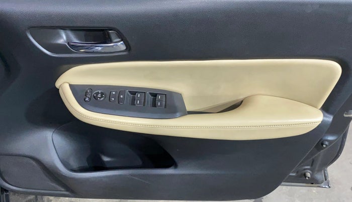 2022 Honda City 1.5L I-VTEC ZX CVT, Petrol, Automatic, 43,284 km, Driver Side Door Panels Control