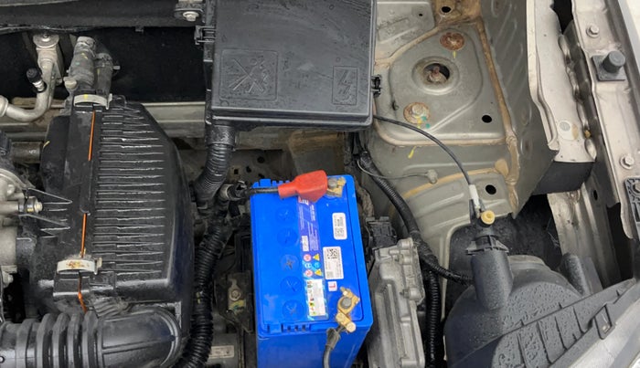 2017 Renault Kwid RXT 1.0 AMT (O), Petrol, Automatic, 49,444 km, Engine View - Left