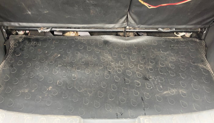 2014 Maruti Ritz VXI, Petrol, Manual, 73,204 km, Boot Inside