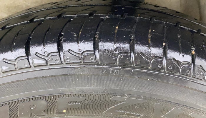 2017 Maruti Celerio ZXI AMT, Petrol, Automatic, 1,06,997 km, Left Rear Tyre Tread