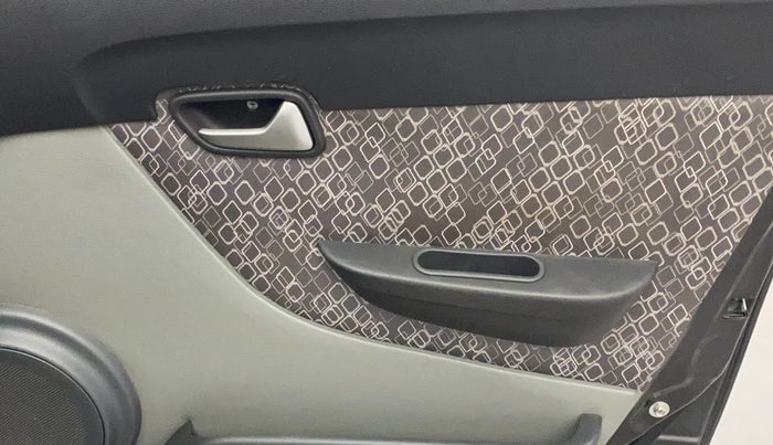 2018 Maruti Alto 800 LXI, Petrol, Manual, 47,656 km, Driver Side Door Panels Control