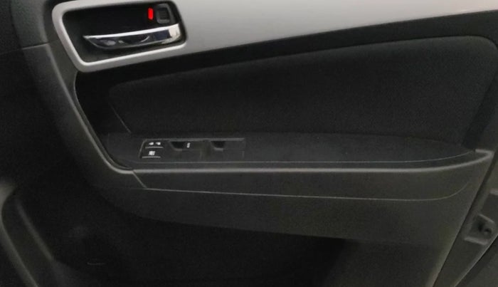 2021 Maruti Vitara Brezza ZXI, Petrol, Manual, 85,455 km, Driver Side Door Panels Control