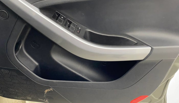 2021 Tata NEXON XM PETROL, Petrol, Manual, 48,804 km, Driver Side Door Panels Control