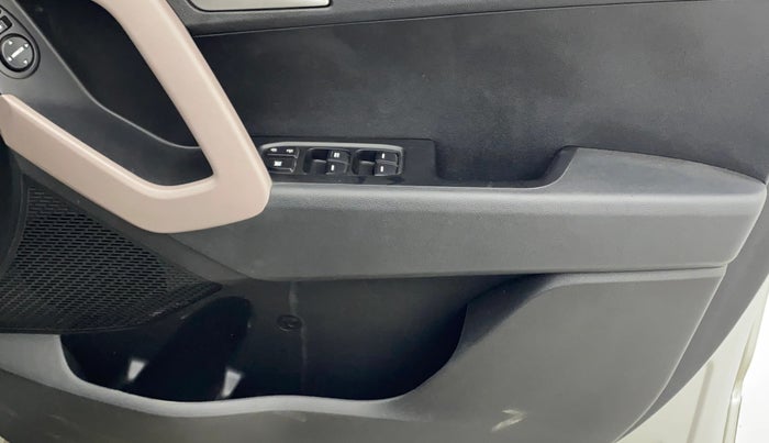 2018 Hyundai Creta SX AT 1.6 PETROL, Petrol, Automatic, 83,121 km, Driver Side Door Panels Control