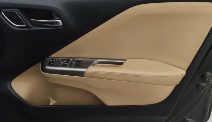 2018 Honda City 1.5L I-VTEC ZX CVT, Petrol, Automatic, 97,607 km, Driver Side Door Panels Control