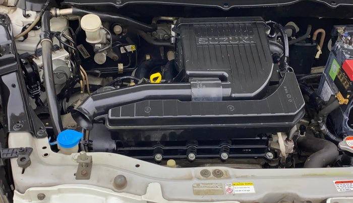 2016 Maruti Swift LXI (O), Petrol, Manual, 1,17,732 km, Engine View - Right