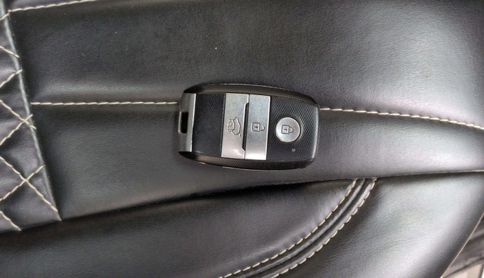 2020 KIA SELTOS HTX 1.5 PETROL, Petrol, Manual, 16,459 km, Key Close Up