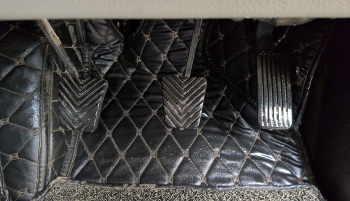 2020 KIA SELTOS HTX 1.5 PETROL, Petrol, Manual, 16,459 km, Pedals