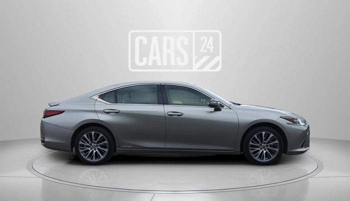 2020 Lexus ES 300h Exquisite, Hybrid, Automatic, 43,930 km, Right Side View