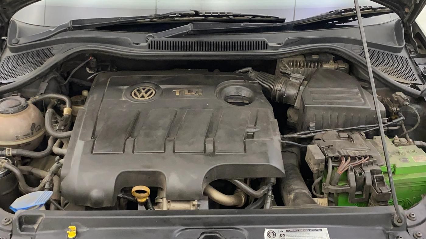 2019 Volkswagen Ameo HIGHLINE PLUS 1.5L AT 16 ALLOY, Diesel, Automatic, 39,898 km, Engine View