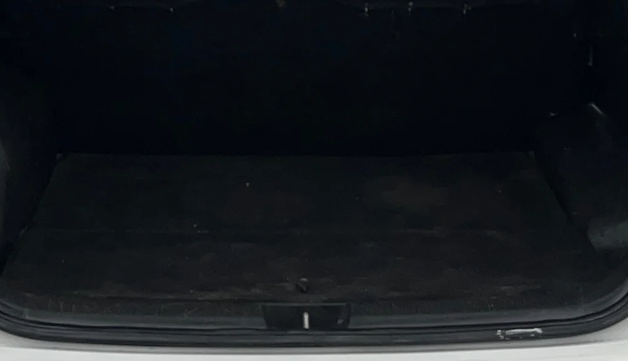 2018 Hyundai Creta E PLUS 1.6 PETROL, Petrol, Manual, 1,49,778 km, Boot Inside