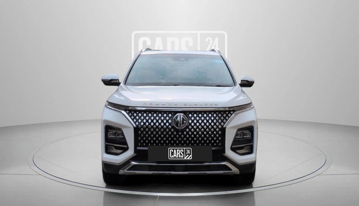 2024 MG HECTOR PLUS SAVVY PRO 1.5 TURBO CVT 7 STR, Petrol, Automatic, 24,606 km, Front