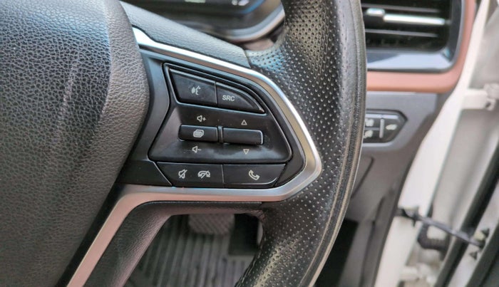 2024 MG HECTOR PLUS SAVVY PRO 1.5 TURBO CVT 7 STR, Petrol, Automatic, 24,606 km, Adaptive Cruise Control