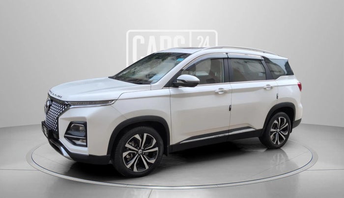 2024 MG HECTOR PLUS SAVVY PRO 1.5 TURBO CVT 7 STR, Petrol, Automatic, 24,606 km, Left Front Diagonal