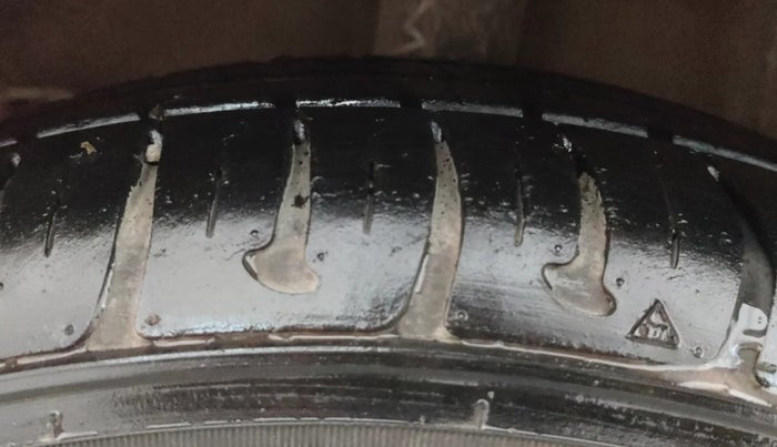 2019 Hyundai Grand i10 SPORTZ 1.2 KAPPA VTVT, Petrol, Manual, 9,788 km, Right Rear Tyre Tread