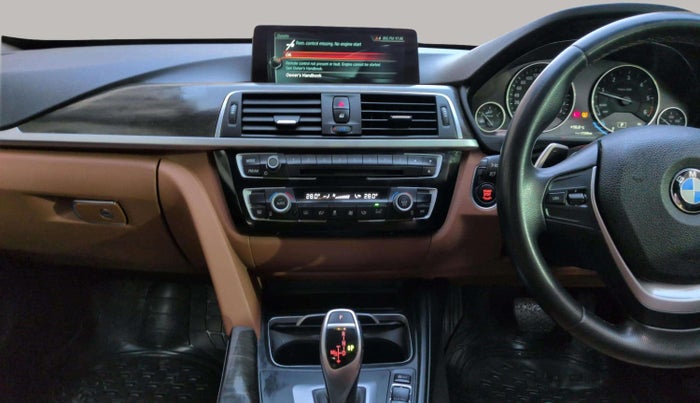 2017 BMW 3 Series  GT 320d Luxury Line, Diesel, Automatic, 29,226 km, Air Conditioner