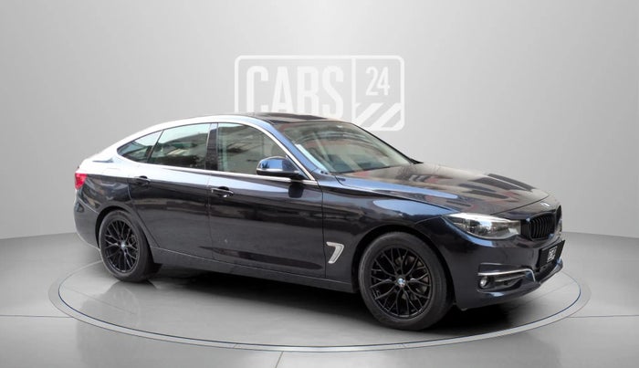 2017 BMW 3 Series  GT 320d Luxury Line, Diesel, Automatic, 29,226 km, Right Front Diagonal