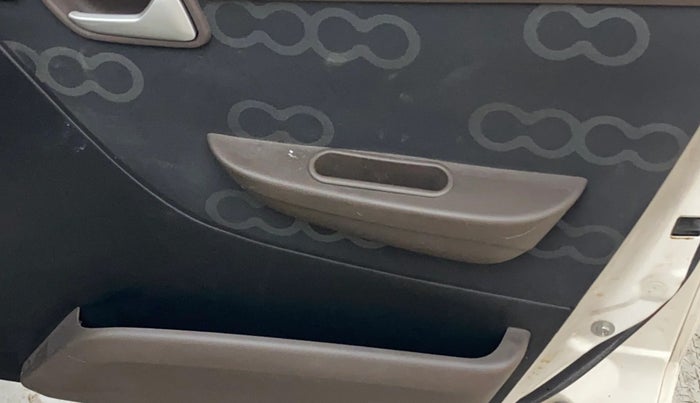2013 Maruti Alto 800 LXI, Petrol, Manual, 60,385 km, Driver Side Door Panels Control