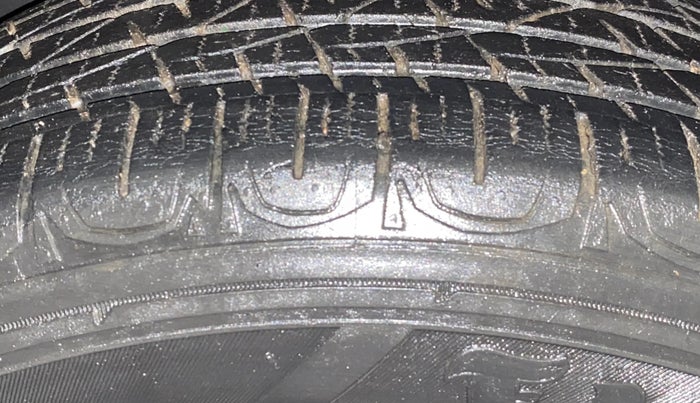 2018 Jeep Compass LIMITED (O) 1.4 PETROL AT, Petrol, Automatic, 67,384 km, Right Rear Tyre Tread