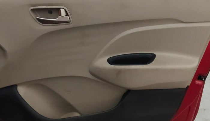 2018 Hyundai NEW SANTRO SPORTZ CNG, CNG, Manual, 77,563 km, Driver Side Door Panels Control