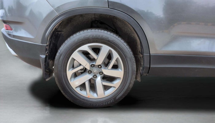 2021 Tata Safari XZA PLUS 6S, Diesel, Automatic, 43,449 km, Right Rear Wheel