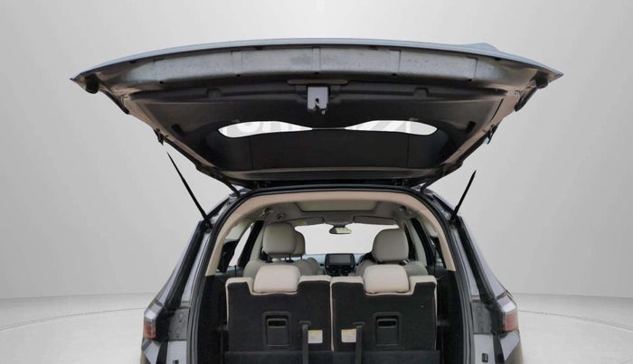 2021 Tata Safari XZA PLUS 6S, Diesel, Automatic, 43,449 km, Boot Door Open