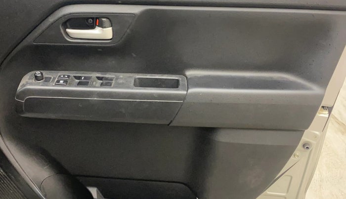 2019 Maruti New Wagon-R VXI 1.2, Petrol, Manual, 48,974 km, Driver Side Door Panels Control