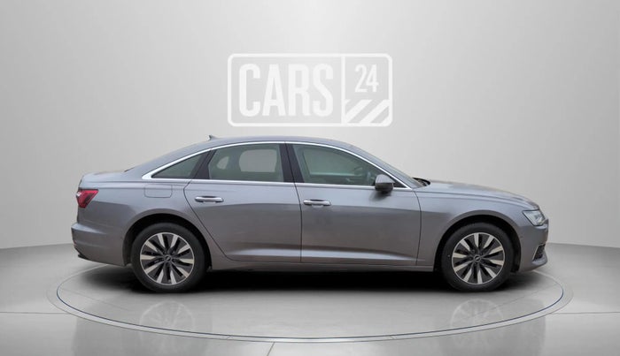 2021 Audi A6 45 TFSI TECHNOLOGY, Petrol, Automatic, 31,259 km, Right Side View