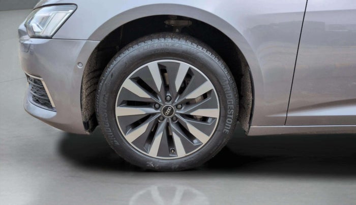 2021 Audi A6 45 TFSI TECHNOLOGY, Petrol, Automatic, 31,259 km, Left Front Wheel