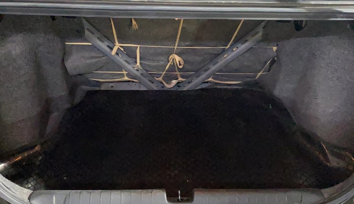 2021 Honda Amaze 1.2L I-VTEC VX, Petrol, Manual, 43,421 km, Boot Inside