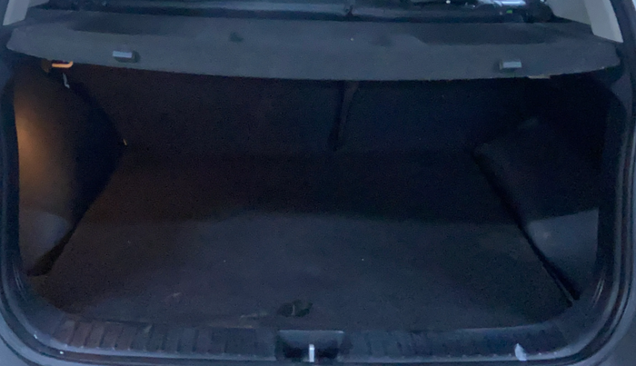 2020 Hyundai Creta SX 1.5 PETROL, Petrol, Manual, 87,080 km, Boot Inside