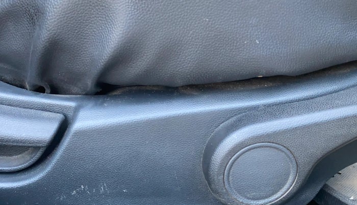 2015 Hyundai Xcent S 1.2, Petrol, Manual, 39,511 km, Driver Side Adjustment Panel