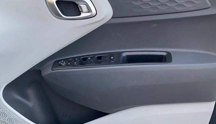 2022 Hyundai GRAND I10 NIOS SPORTZ 1.2 KAPPA VTVT, Petrol, Manual, 25,069 km, Driver Side Door Panels Control