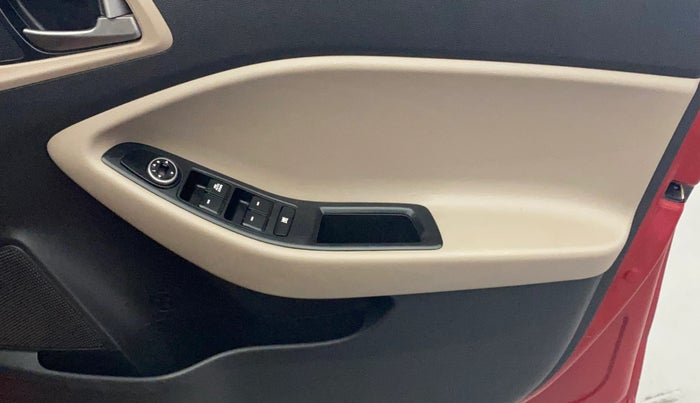 2016 Hyundai Elite i20 MAGNA 1.2, Petrol, Manual, 52,716 km, Driver Side Door Panels Control