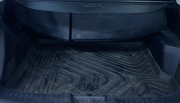 2019 MG HECTOR SHARP HYBRID 1.5 PETROL, Petrol, Manual, 77,872 km, Boot Inside