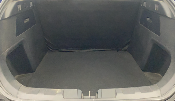 2025 Tata Curvv Creative 1.2 Petrol 6MT, Petrol, Manual, 13,302 km, Boot Inside