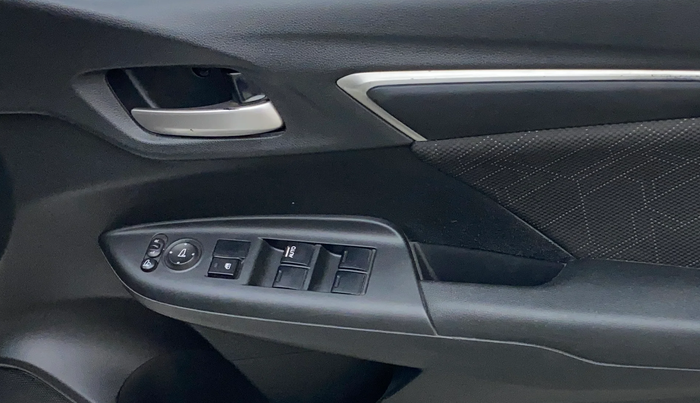 2016 Honda Jazz 1.5L I-DTEC VX, Diesel, Manual, 92,935 km, Driver Side Door Panels Control