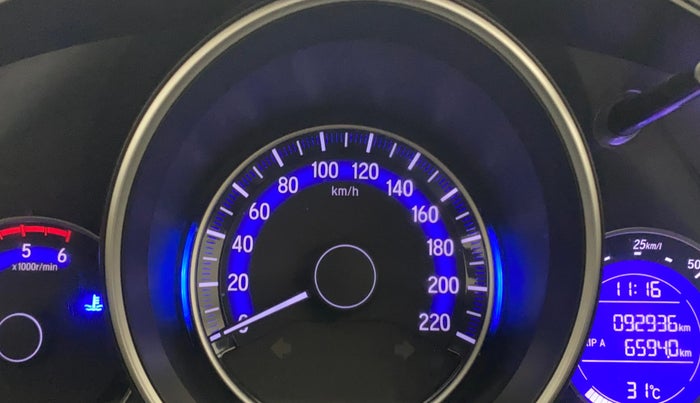 2016 Honda Jazz 1.5L I-DTEC VX, Diesel, Manual, 92,935 km, Odometer Image