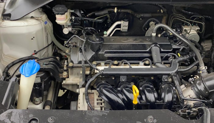 2016 Hyundai Elite i20 ASTA 1.2, Petrol, Manual, 35,962 km, Engine View - Right