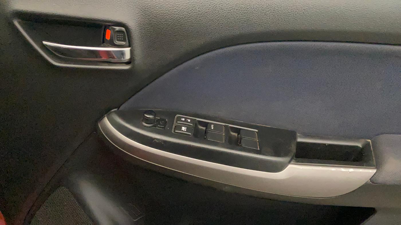 2019 Toyota Glanza G CVT, Petrol, Automatic, 76,551 km, Driver Side Door Panels Control