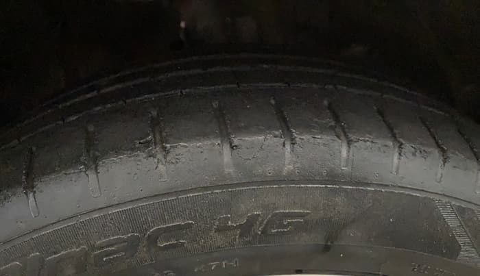 2019 Toyota Glanza G CVT, Petrol, Automatic, 76,551 km, Right Front Tyre Tread