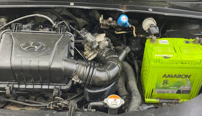 2013 Hyundai i10 SPORTZ 1.1, CNG, Manual, 60,028 km, Engine View - Left