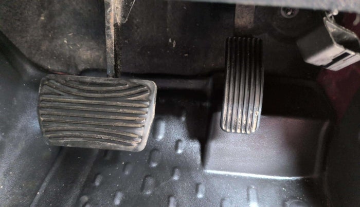 2022 Mahindra Thar LX HT PETROL 4WD MT, Petrol, Manual, 30,690 km, Pedals