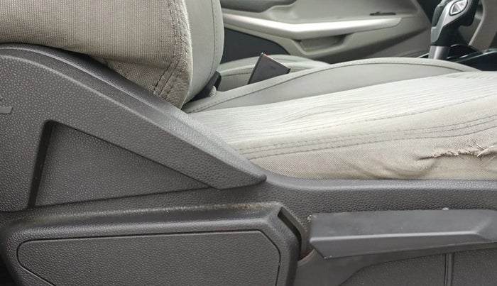 2016 Ford Ecosport TITANIUM 1.5L PETROL AT, Petrol, Automatic, 71,030 km, Driver Side Adjustment Panel