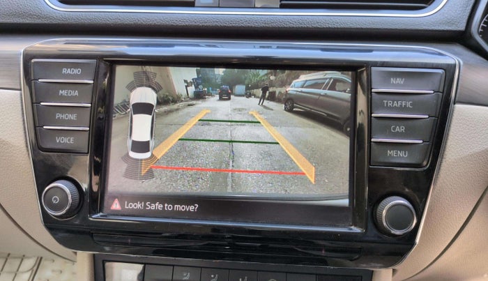 2017 Skoda Superb STYLE 1.8 TSI AT, Petrol, Automatic, 36,581 km, Parking Camera